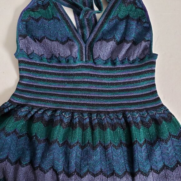 Metallic PEACOCK Halter T-back Sexy Top Clubbing Disco Shimmery Chevron - Picture 6 of 13